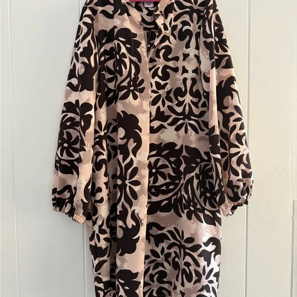 Manuhealii Tiare Quilt Dress - Picture 1 of 4